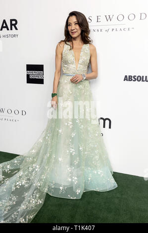 Hongkong, China. 25th Mar, 2019. Michelle Yeoh attending the 5th amfAR Gala Hong Kong 2019 at the Rosewood Tsim Sha Tsui Hotel on March 25, 2019 in Hongkong, China. | Verwendung weltweit Credit: dpa/Alamy Live News Stock Photo