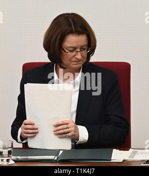 Bremen, Germany. 27th Mar, 2019. Antje Grotheer (SPD), who has just been elected President of the Landtag, is leading her first Aktuelle Stunde. The Bremen parliament has elected the SPD member of parliament to succeed Christian Weber (SPD), the long-time president of the state parliament, who died in February. Credit: Carmen Jaspersen/dpa/Alamy Live News Stock Photo