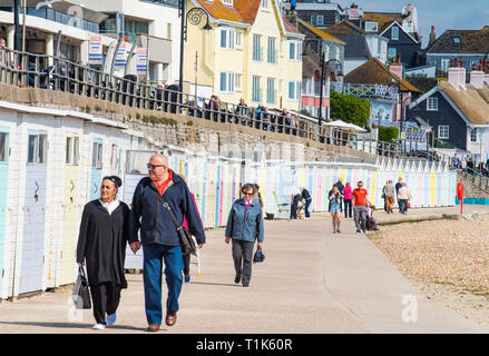 Lyme Regis, Dorset, UK. 27th March 2019. UK Weather: Another a day of glorious warm sunshine and bright blue skies at the seaside resort town of Lyme Regis as the South Coast enjoys more unseasonably high temperatures in the early spring heatwave.  Credit: Celia McMahon/Alamy Live News Stock Photo