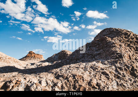 The Atacama Desert, in spanish Desierto de Atacama, is a desert plateau in South America covering a 1000 km strip of land on the Pacific coast, west o Stock Photo
