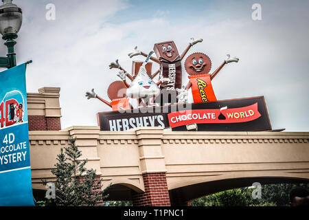 Hershey, Pennsylvania - November 3, 2017: Visitors entering the immense Hershey's Chocolate World super store Stock Photo