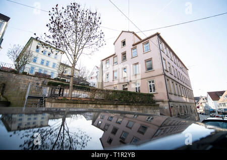 21 March 2019, Baden-Wuerttemberg, Nürtingen: The Hölderlinhaus is reflected in a black car. (to dpa: 'Authentic or not? - Dispute about the reconstruction of the Hölderlinhaus' from 28.03.2019) Photo: Sebastian Gollnow/dpa Stock Photo