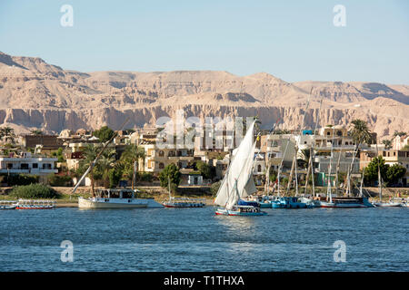 Ägypten, Luxor, Blick über den Nil zur Westbank, Stock Photo