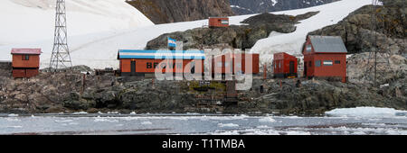 Antarctica, Paradise Harbour aka Paradise Bay. Argentine owned station, Base Brown aka Brown Station. 64' 53' S  62' 53' W Stock Photo