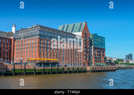 Wohnhaus, Alter Speicher, Am Fischmarkt, Grosse Elbstrasse 27, Altona, Hamburg, Deutschland Stock Photo