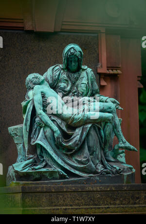 Pieta, Melaten-Friedhof, Aachener Strasse, Lindenthal, Koeln, Nordrhein-Westfalen, Deutschland Stock Photo