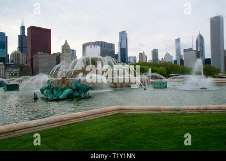 CHICAGO, ILLINOIS, UNITED STATES - MAY 11th, 2018: Buckingham Fountain is one of the largest in the world, in the windy city's Grant Park on a Stock Photo