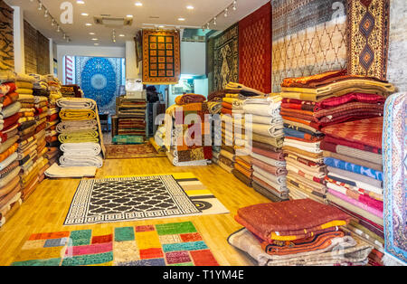 Singapore, Arab Street, Carpet Shop, Handicraft Stock Photo - Alamy