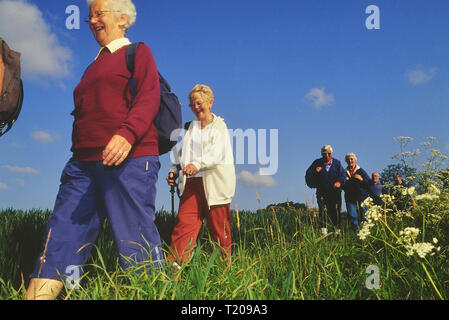 Mature ramblers, Lincolnshire Wolds, East Midlands, England, UK Stock Photo