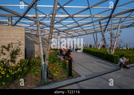 Fen Court Garden (The Garden at 120) , One Fen Court, Fenchurch Avenue, London Stock Photo