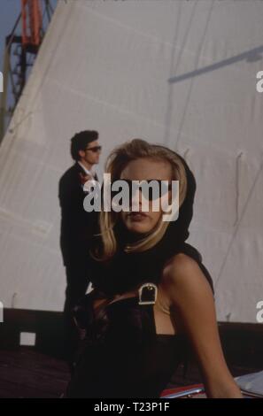 Bank Robber (1993)  Patrick Dempsey , Olivia D'Abo      Date: 1993 Stock Photo