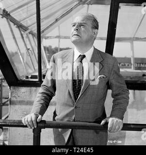 The Man in the Sky (1957) Walter Fitzgerald,      Date: 1957 Stock Photo