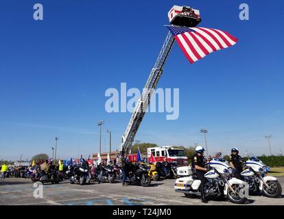 The South Carolina Military Department observed National Vietnam Veterans Day with a motorcycle ride led by U.S. Army Maj. Gen. Van McCarty, the adjutant general for South Carolina, from the South Carolina Military Museum to the South Carolina State House in Columbia, South Carolina March 29, 2019, to join South Carolina Gov. Henry McMaster for a special ceremony honoring Vietnam veterans. (U.S. Army National Guard photo by Capt. Jessica Donnelly, South Carolina National Guard) Stock Photo