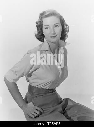 The Shiralee (1957)   Rosemary Harris,     Date: 1957 Stock Photo