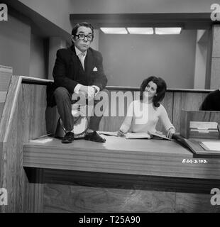 Some Will, Some Won't (1970)  Ronnie Corbett,  Vicki Woolf,      Date: 1970 Stock Photo