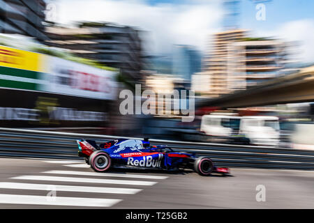 Monte Carlo/Monaco - 05/24/2018 - #28 Brendon Hartley (NZL) in his Toro Rosso Honda STR13 during free practice ahead of the 2018 Monaco Stock Photo