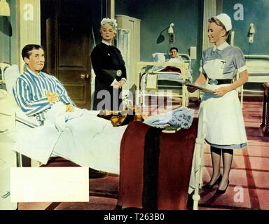 Twice Round the Daffodils (1962)  Kenneth Willliams, Renee Houston, Ronald Lewis, Juliet Mills,      Date: 1962 Stock Photo