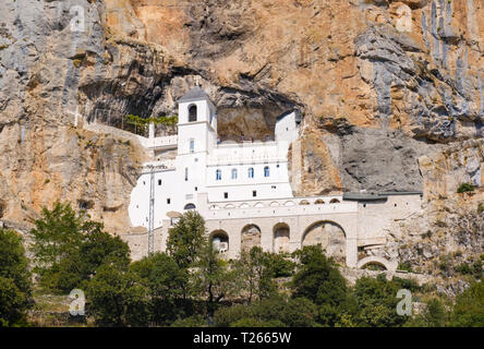 Montenegro, Danilovgrad province, Serbian Orthodox monastery Ostrog, church in rock face Stock Photo