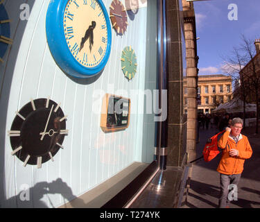 Glasgow, Scotland, UK 30th March, 2019. Clocks go forward and the iconic clocks in the city are set for the change tomorrow. Gerard Ferry/Alamy Live News Stock Photo