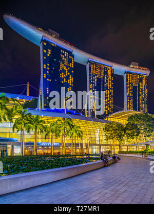 SINGAPORE CITY, SINGAPORE - APRIL 19, 2018: Marina Bay Sands at night the largest hotel in Asia. It opened on 27 April 2010. Singapore on April 19, 20 Stock Photo