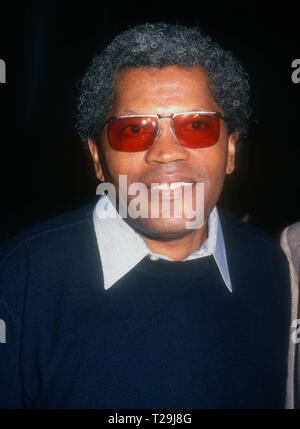 LOS ANGELES, CA - MARCH 9: Actor Clarence Williams III attends HBO's 'Against The Wall' Premiere on March 9, 1994 at DGA Theatre in Los Angeles, California. Photo by Barry King/Alamy Stock Photo Stock Photo