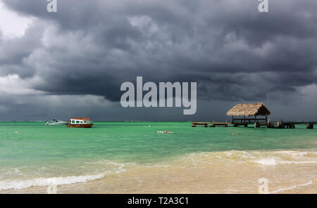 Rising thunder storm at Pigeon Point (Tobago, West Indies) Stock Photo