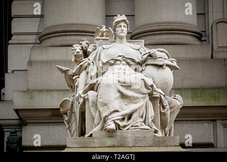 former United States Custom House, National Museum American Indian, statue marble statues, outside, Artist Daniel Chester French The Four Continents,  Stock Photo