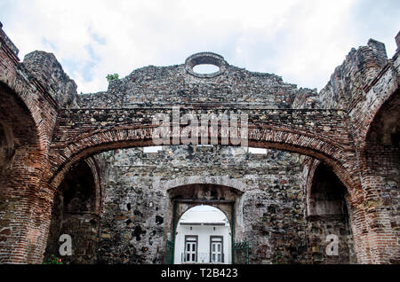 The Flat Arch of the Church and Convent of Santo Domingo in Casco Viejo Stock Photo