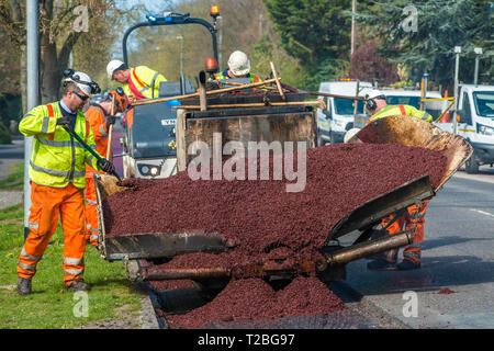 Cambridge, UK. 31st Mar, 2019. Major road resurfacing work including cycle path on Huntingdon Rd, Cambridge, UK. Stock Photo