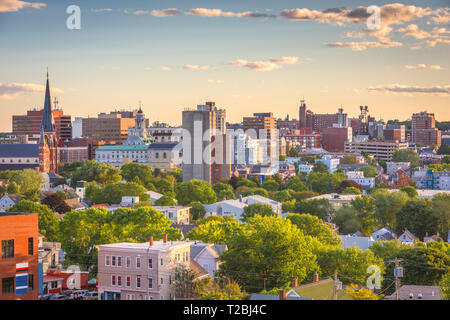 Portland, Maine, USA downtown city skyline at dusk Stock Photo - Alamy