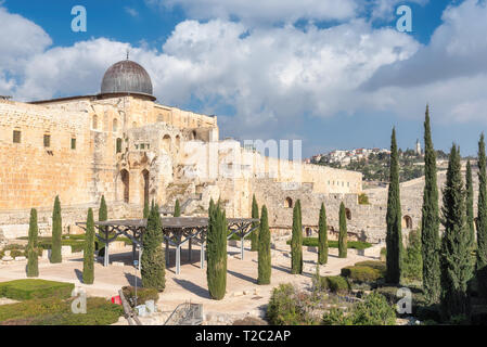 A view of Temple Mount and Al-Aqsa Mosque in the old city of Jerusalem, Israel. Stock Photo