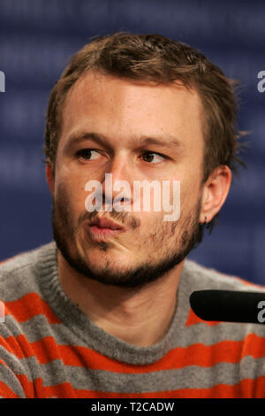 Berlin, Wednesday. 15th Feb, 2006. The picture shows Australian actor Heath Ledger during a press conference for his new film 'Candy' at the 56th International Film Festival in Berlin, Wednesday, 15 February 2006. 'Candy' runs in competition at this year's film festival. Credit: Jan Woitas | usage worldwide/dpa/Alamy Live News Stock Photo