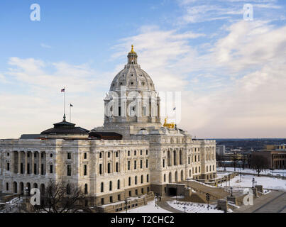 St. Paul, MN, USA. 13th Feb, 2018. Minnesota, USA - The Minnesota State Capitol. ] GLEN STUBBE Â¥ glen.stubbe@startribune.com Tuesday, February 13, 2018 The 2018 legislative session will both shape and be shaped by the forthcoming campaign, and a number of candidates for numerous political offices will be in the statehouse mix.EDS, thes eare for pre session preview story on Feb 18 and any appropriate use after that. Credit: Glen Stubbe/Minneapolis Star Tribune/ZUMA Wire/Alamy Live News Stock Photo