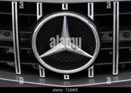 Mercedes Benz badge symbol Stock Photo