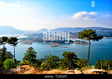 Beautiful Umiam Lake in Shillong, Meghalaya, India Stock Photo
