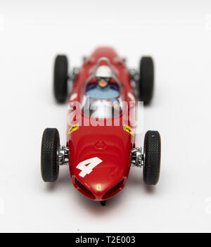 Hornby Scalextric Classic GP C2640 Ferrari 156 F1 1961 No 4 1:32