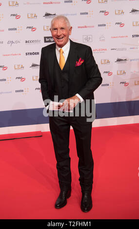 01 April 2019, Hessen, Frankfurt/Main: Frederic Prince of Anhalt is on the red carpet. The German Live Entertainment Award (LEA) honours concert and show organisers, managers, agents and venue operators from German-speaking countries. Photo: Andreas Arnold/dpa Stock Photo
