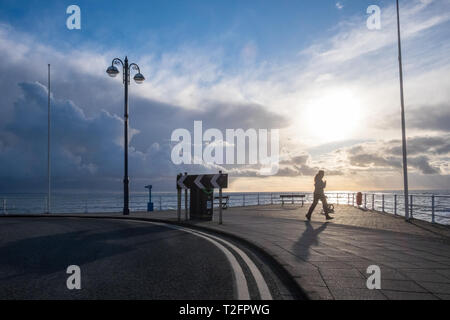 Aberystwyth, Ceredigion, Wales. 2nd Apr, 2019. UK weather: Sun ...