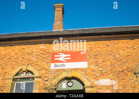 Borth,train station,rural,seaside,beach,holiday,coast,coastal,village,resort,north,of,Aberystwyth,Ceredigion,West,Mid,Wales,West Wales,Mid Wales,Welsh Stock Photo