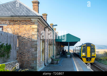 Borth,train station,rural,seaside,beach,holiday,coast,coastal,village,resort,north,of,Aberystwyth,Ceredigion,West,Mid,Wales,West Wales,Mid Wales,Welsh Stock Photo