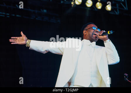 The Reverend Al Green or  'Al' Greene performing on the Pyramid stage at the Glastonbury Festival 1999, Somerset, England,UK Stock Photo