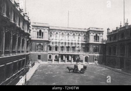 Burlington House (Royal Academy of Arts) Stock Photo