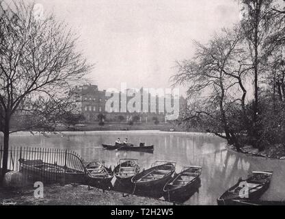 Buckingham Palace - from St. James's park Stock Photo