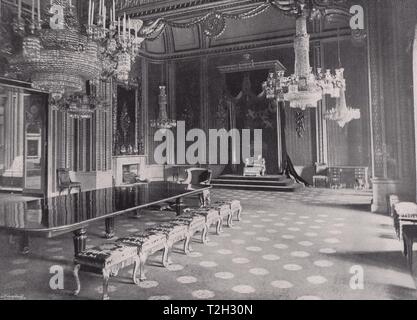 Buckingham Palace - The Throne Room Stock Photo