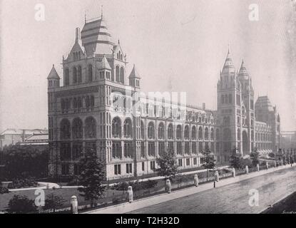 Natural History Museum - The Cromwell road front Stock Photo