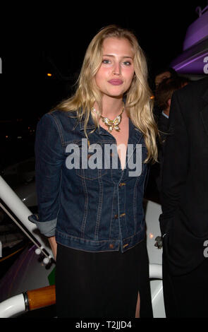 その他 GQ may 2000 Estella Warren Estella Warren was one of over