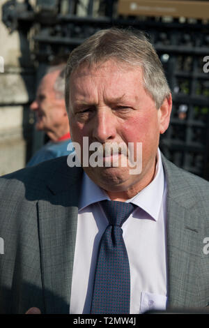 Sammy Wilson DUP MP Outside the Houses of Parliament, London on March 29th 2019 The day the Britain was meant to leave the EU. Stock Photo