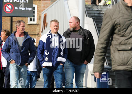 Tottenham Hots Spurs, North London, UK 3 April 2019 - Spurs fans arrive at their £400 million new stadium as Tottenham Hotspur play their first competitive game against Crystal Palace this evening.   Credit: Dinendra Haria/Alamy Live News Stock Photo