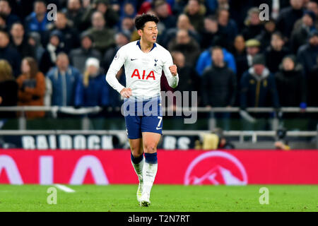 London, UK. 3rd Apr, 2019. Tottenham forward Heung-Min Son scores the first ever goal at the new stadium during the Premier League match between Tottenham Hotspur and Crystal Palace at The Tottenham Hotspur Stadium, London on Wednesday 3rd April 2019. Editorial use only. No use in betting, games or a single club/league/player publications. Photograph may only be used for newspaper and/or magazine editorial purposes. Credit: MI News & Sport /Alamy Live News