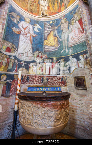 Inside the famous Baptistery of Parma richly decorated by frescoes and sculpturs, Parma, Emilia Romagna, Italy. Stock Photo